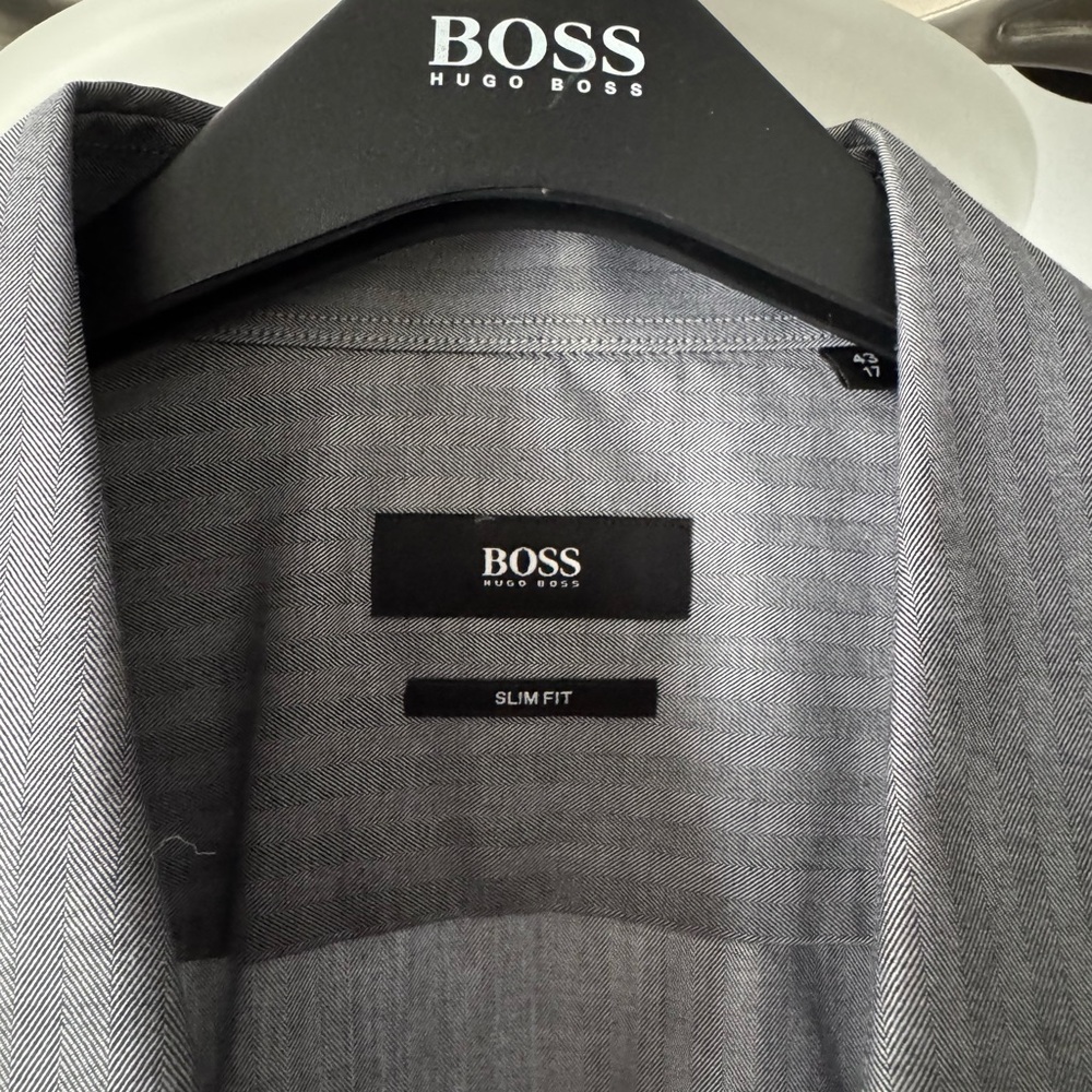Hugo Boss Gray Dress Shirt Elegant Design